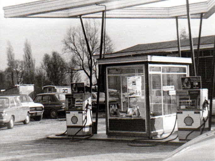 Shell gas station in the 1970s